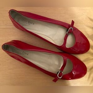 Taryn Rose Red Patent Leather Mary Jane Ballet Flats | US 10